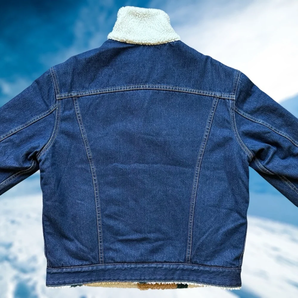 LEVIS REVERSIBLE VINTAGE RELAXED FIT SHERPA TRUCKER JACKET MENS SIZE MEDIUM NEW - Picture 2 of 10